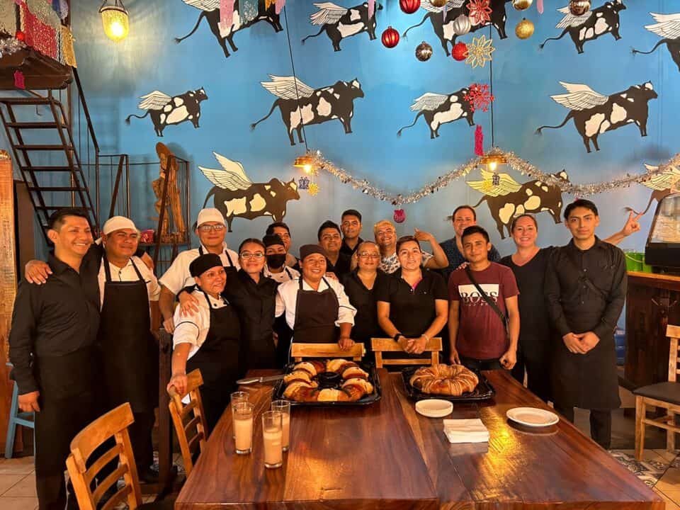 El Equipo Restaurante El Cajún Huatulco